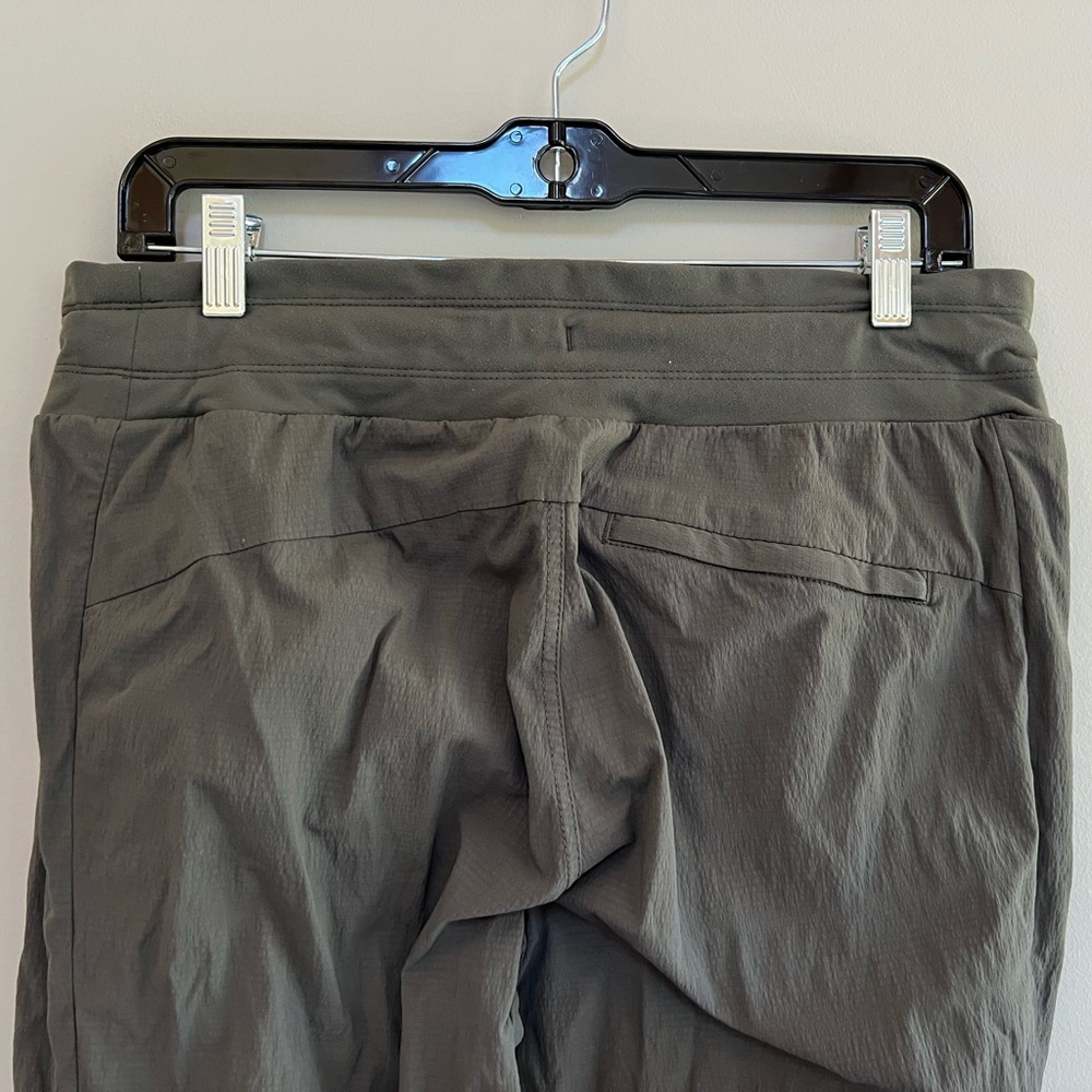 Athleta Trekkie Mid Rise Legacy Jogger Pants in Arbor Olive Green, 10 - Picture 7 of 12